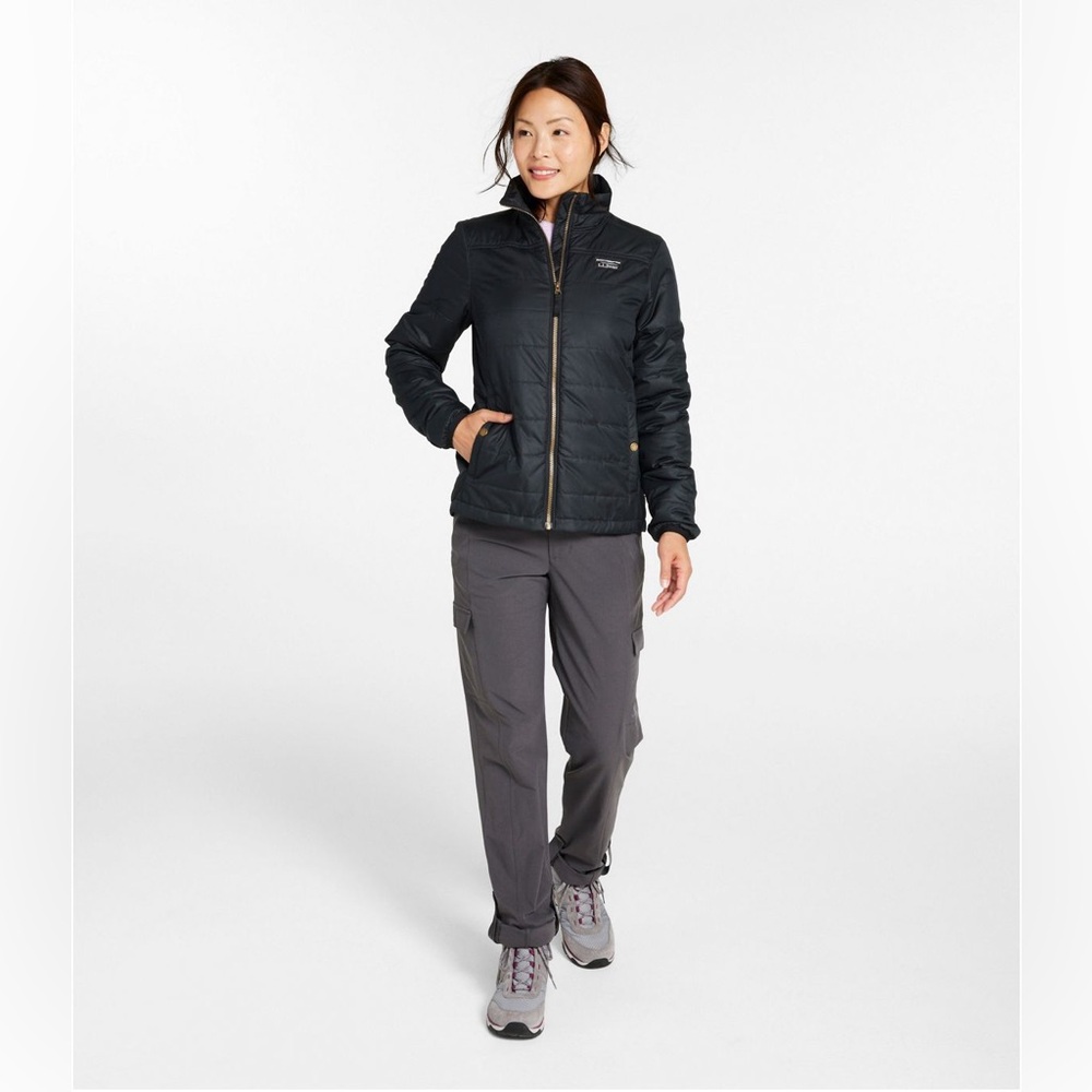 L.L.Bean Women's Mountain Classic Puffer Jacket. large

Item # PF511451